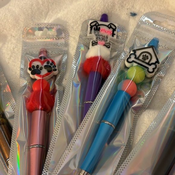 Homemade bead ink  pens  with dog 🐶 different sayings on them $6 for each one - Picture 5 of 9